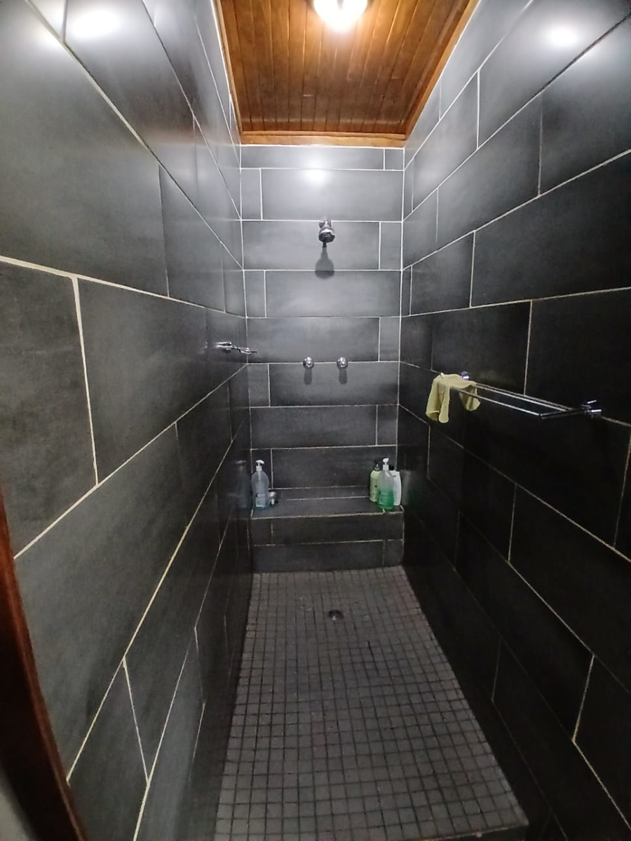 5 Bedroom Property for Sale in Kuruman Northern Cape